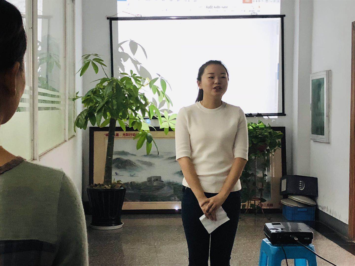 塑料托盤廠家每周早會，以飽滿的精神開單！